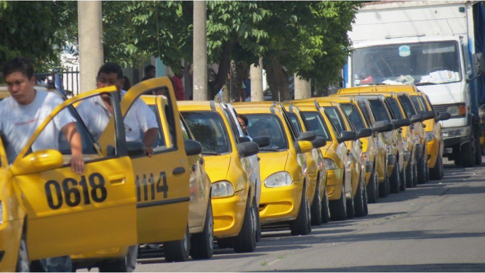 Taxis actualizan tarifa