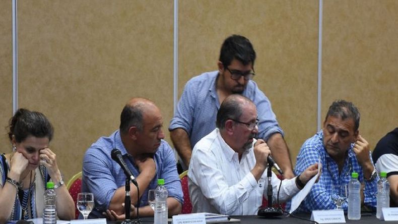 El Gobierno provincial otorgará un aumento del 14% hasta diciembre a los empleados estatales.