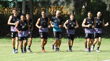Gimnasia de Jujuy espera al nuevo técnico (Foto facebook Gimnasia)