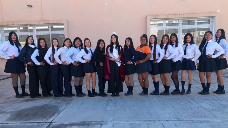 Candidatas del Secundario 5.