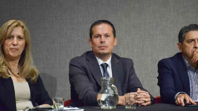 Gustavo Pirrello en el Senado de Mendoza