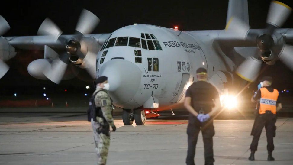 El Gobierno aprobó 16 nuevos vuelos de repatriación
