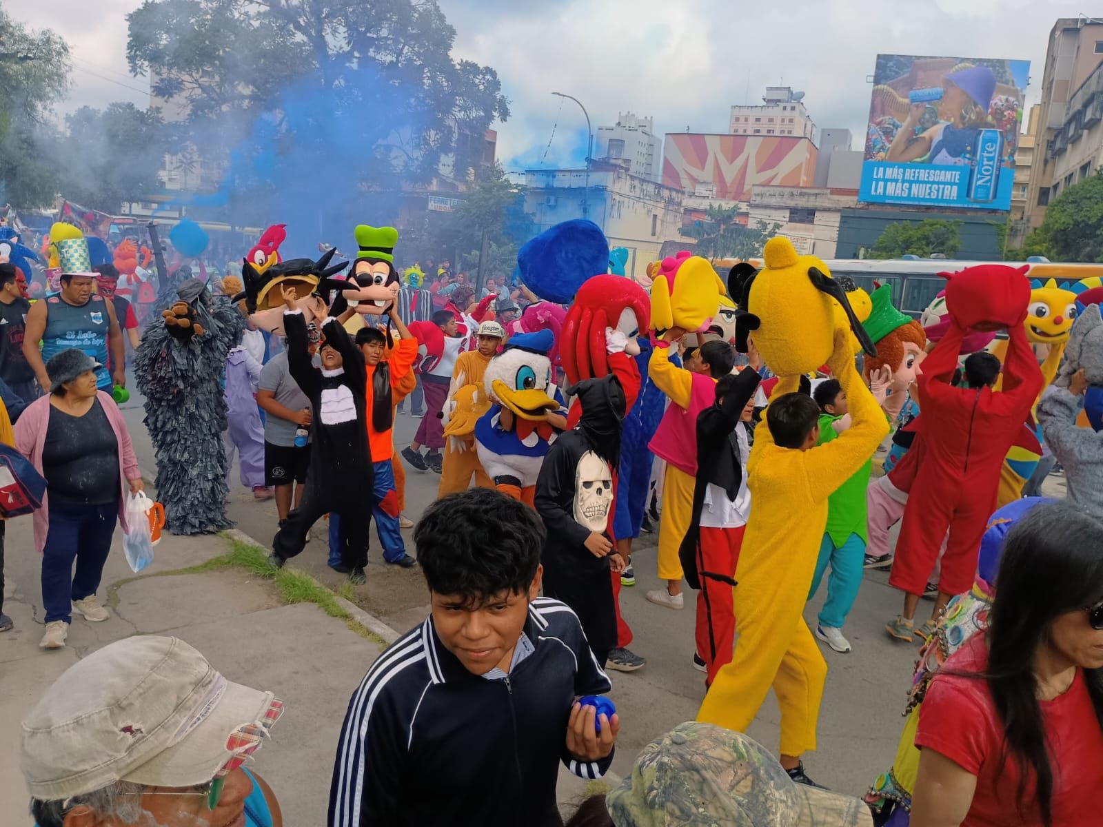 Comenzó el desentierro del carnaval de flores