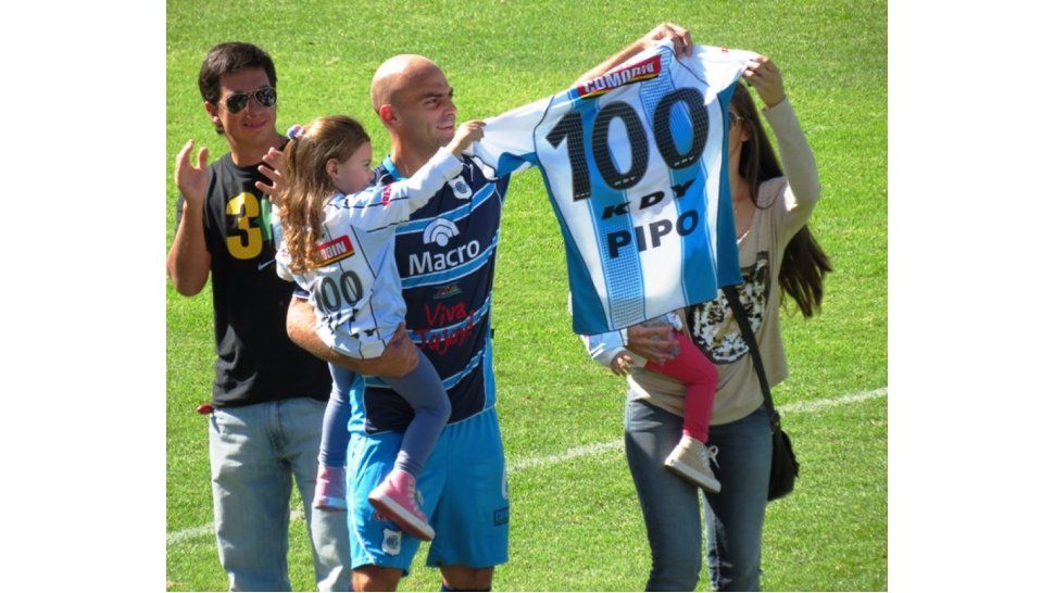 Cien partidos de "Pipo"