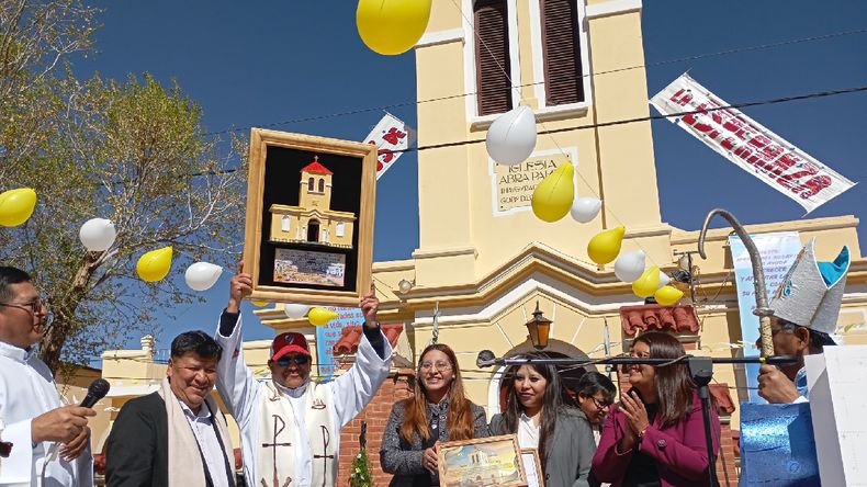 La Iglesia Nuestra Señora del Rosario cumplió 100 años