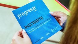 Dónde y cuándo cobro las Becas Progresar