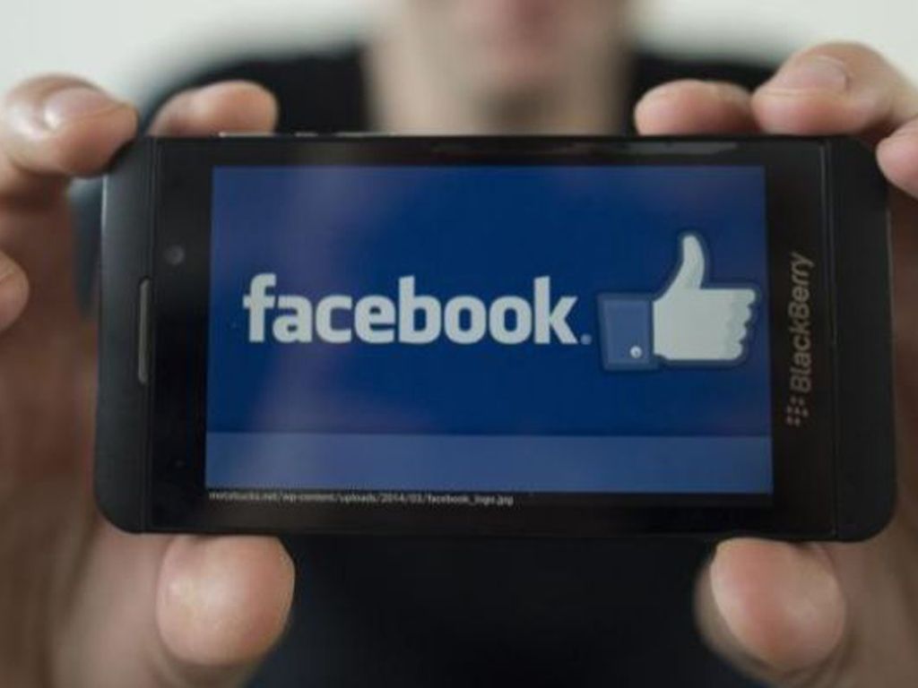 Facebook sufrió paros momentaneos