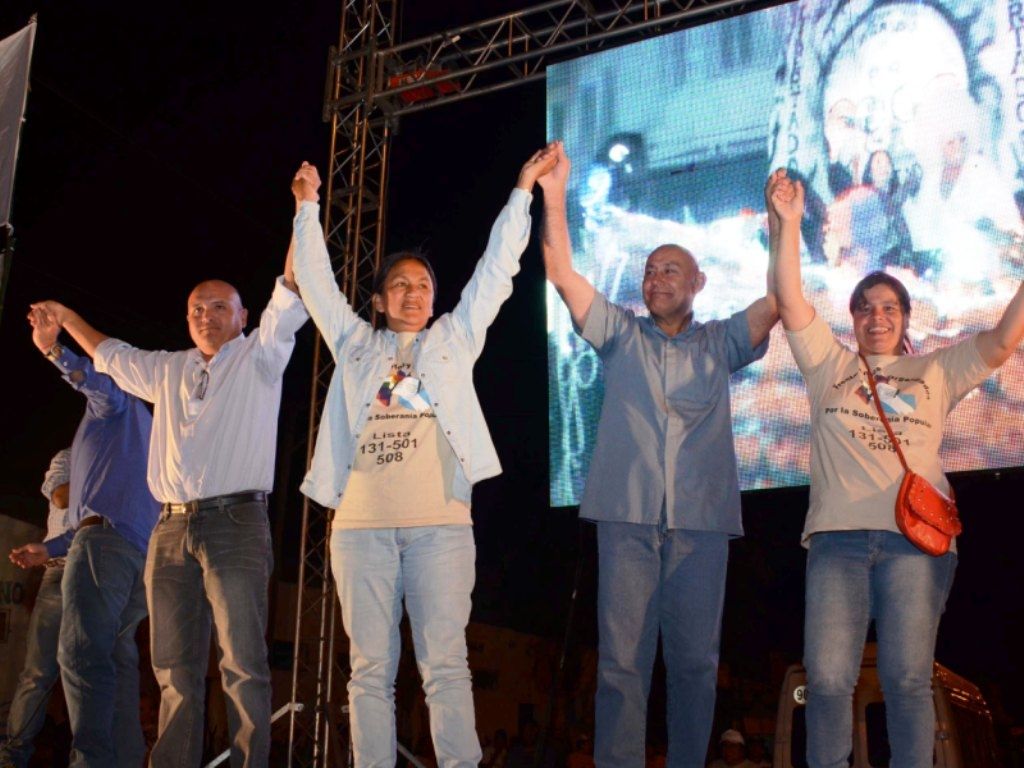 Acto en Caimancito