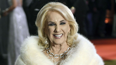 Mirtha Legrand. Mirtha Legrand.