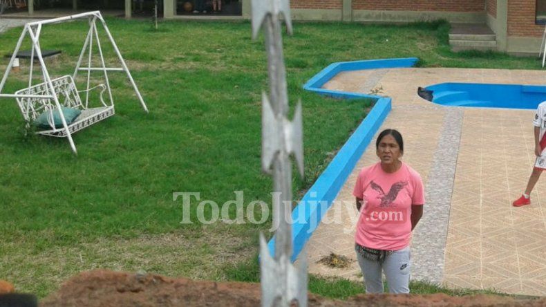 Otra vez en su casa del dique La Ciénaga: así cumple prisión domiciliaria Milagro Sala