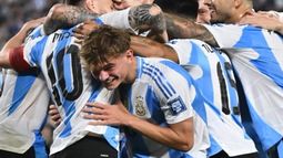 Es un chico que tiene mucha calidad, que es muy joven y que tiene mucho futuro, dijo Lionel Messi sobre Nico Paz.