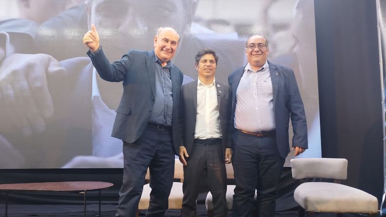 Axel Kicillof encabezó un acto del peronismo en Palpalá
