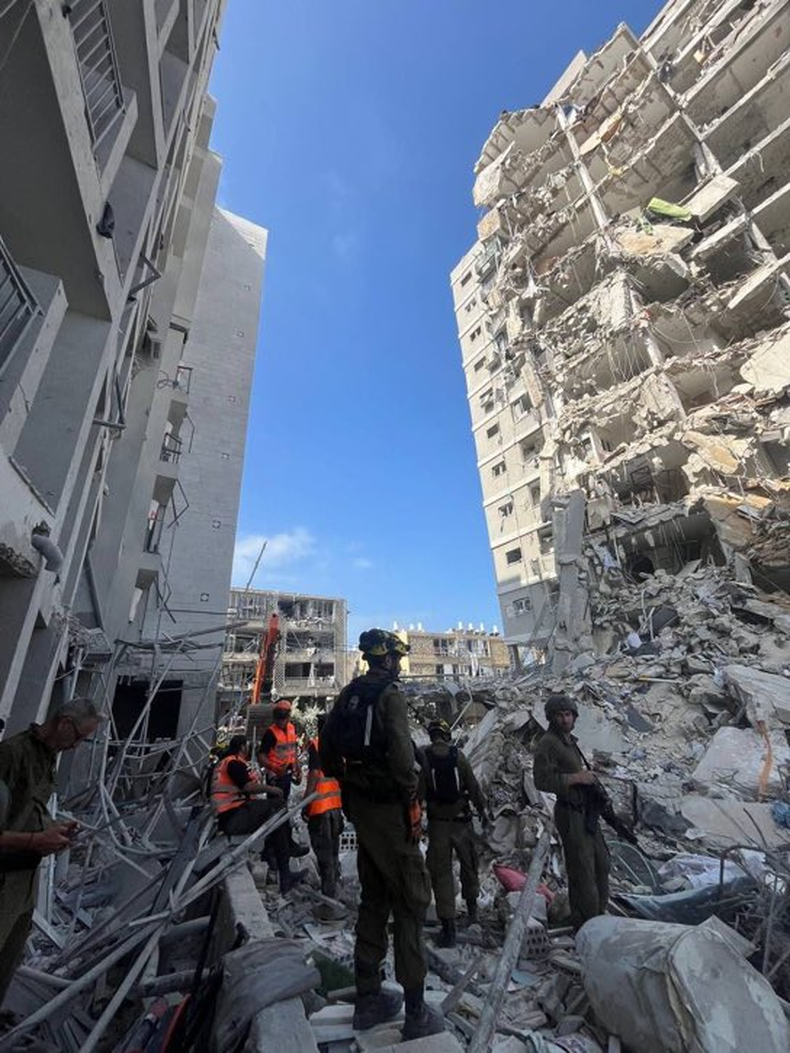 Se reportan bombardeos en el centro de Teherán, Irán. Se reportan bombardeos en el centro de Teherán, Irán.