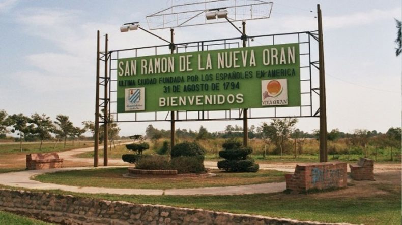 Un vendedor ambulante de Salta estafó a niños de 3 y 4 años: les robó más de 200 mil pesos