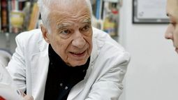 Alberto Cormillot sufrió un choque a los 87 años y generó preocupación. &nbsp;