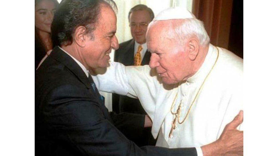 Menen con Juan Pablo II (archivo)