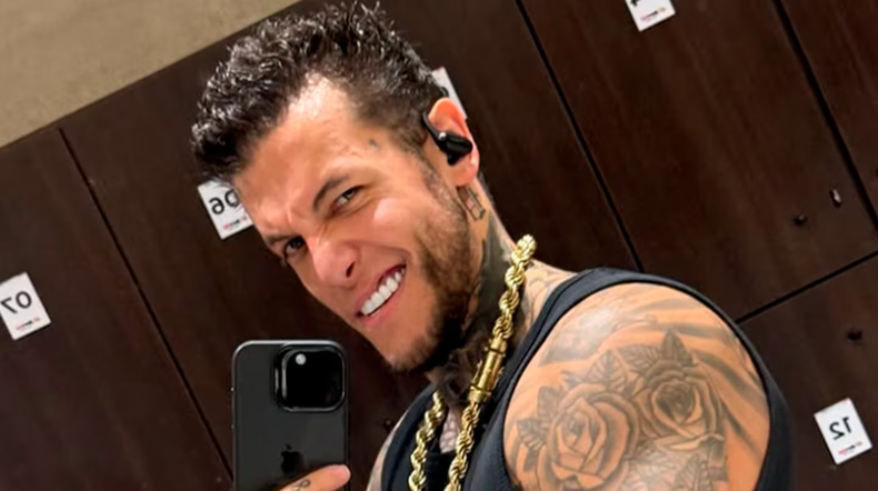 A pocos días de que Melody Luz anunciara su separación de Alexander Caniggia, el mediático comenzó a coquetear con sus seguidoras a través de sus stories de Instagram.