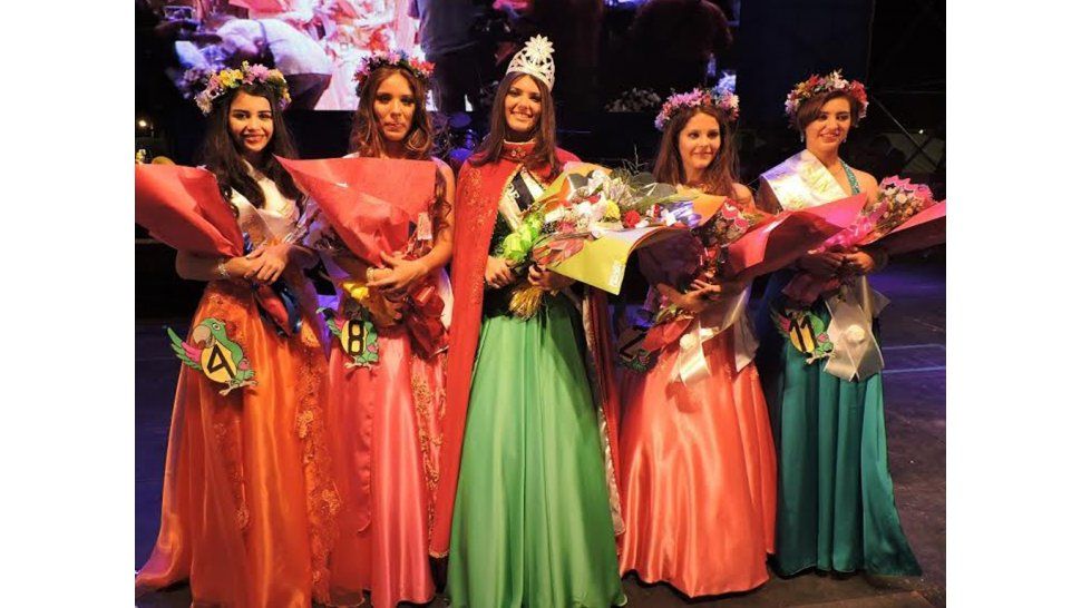 Valentina Oller Reina Provincial 2015