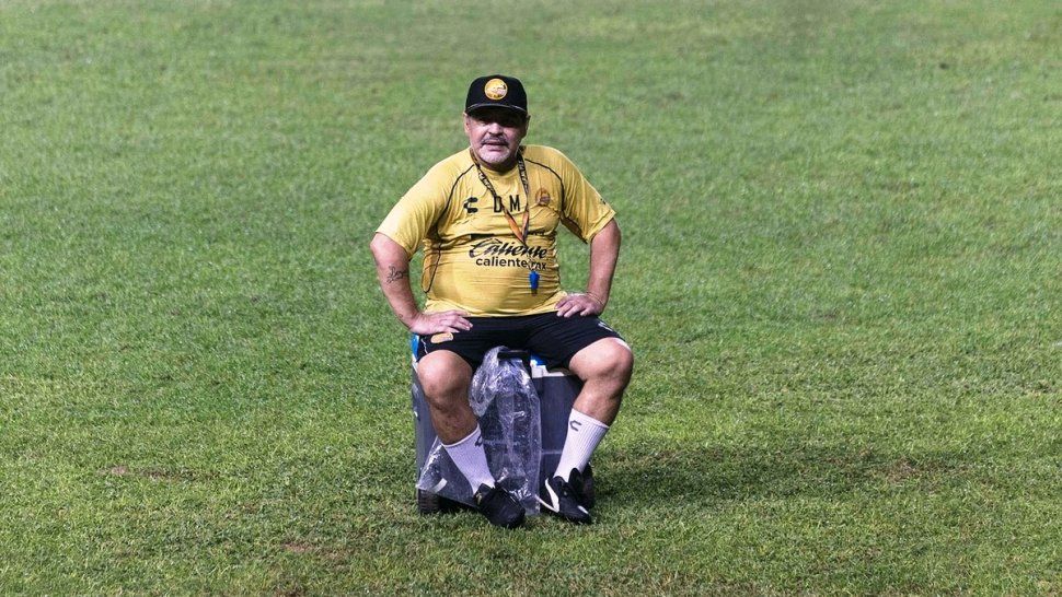 Conocé los detalles de la lesión que dificulta la movilidad de Maradona