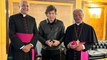 Milei viaja a Roma para reunirse el lunes con el papa Francisco.