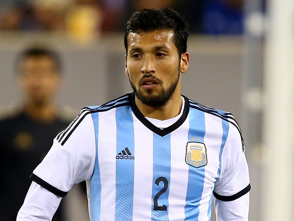 Ezequiel Garay - Argentina