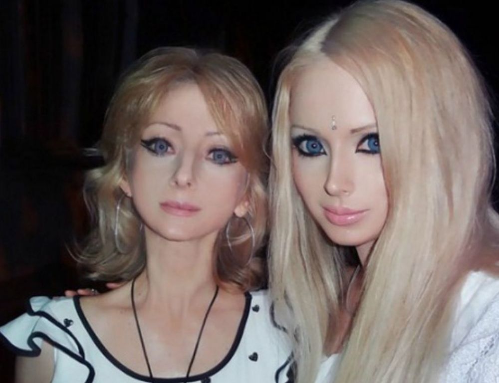 Valeria Lukyanova y su mamá