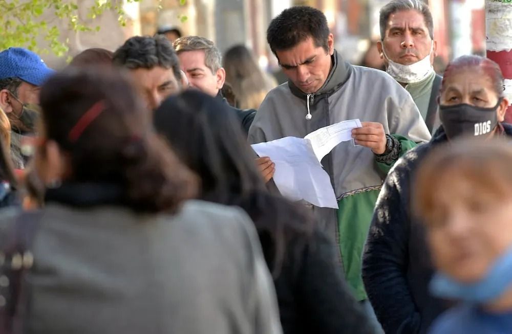 La desocupación bajó levemente en el primer trimestre, pero afecta a 1,7 millones de argentinos.&nbsp;