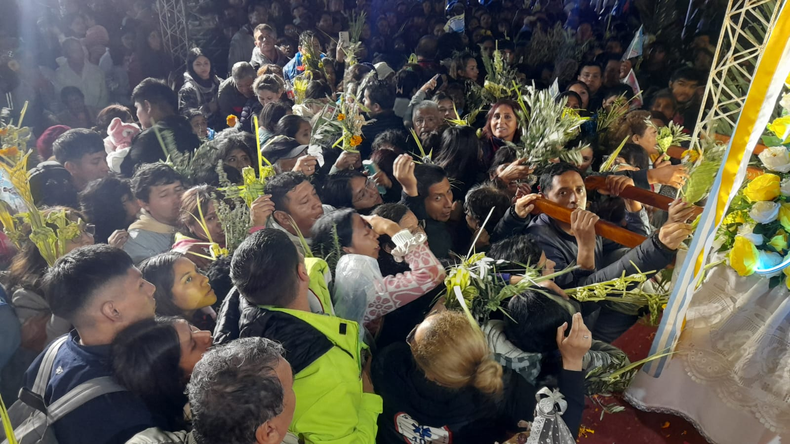 Más de 200 mil personas llegaron a Tumbaya por la Virgen de Punta Corral