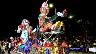 Desfile doble en la FNE 2026