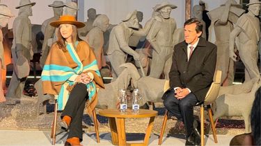 Carlos Sadir y Victoria Villarruel.