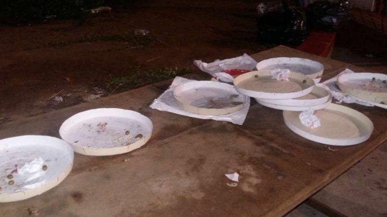 Enojados por la derrota, interceptaron al delivery y se quedaron con la cena del equipo