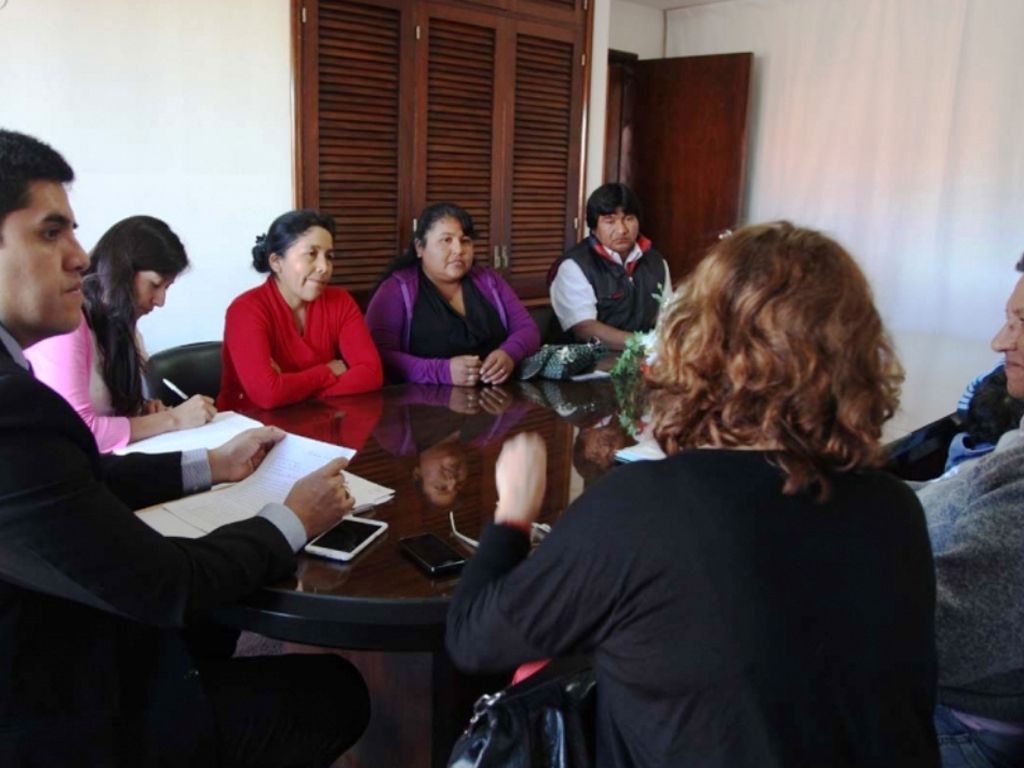 Reunión en Educación