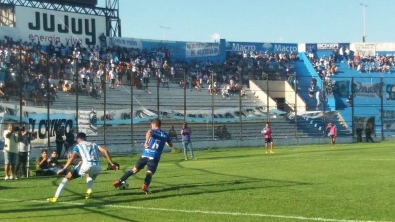 En el descuento Gimnasia logró el empate y prolongó el invicto de Morales Santos