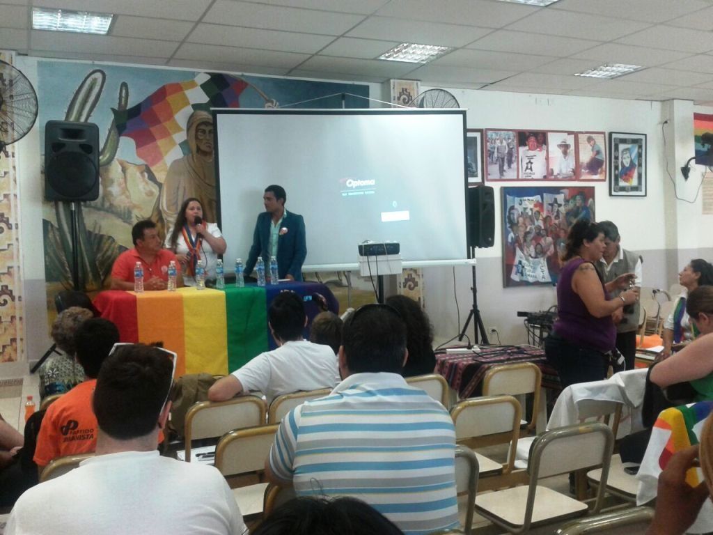 Encuentro en la Tupac Amaru