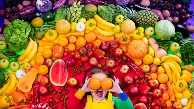 Una buena alimentación contribuye a mejorar nuestra salud.