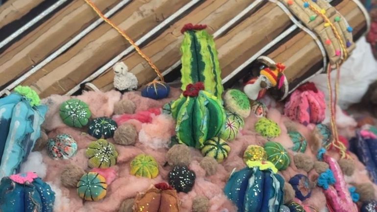 FNE 2024: La carroza que está tejida a crochet