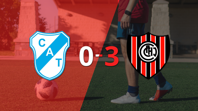 Chacarita derrotó sin complicaciones a Temperley con doblete de Víctor Figueroa
