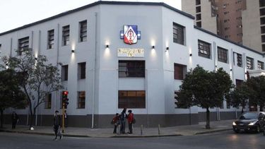 Tucumán: habrá aprehensiones y expulsiones a alumnos que hagan falsas amenazas de tiroteo en los colegios