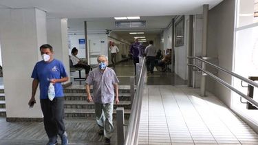 Uso obligatorio de barbijo en hospitales y sanatorios en una provincia del norte.