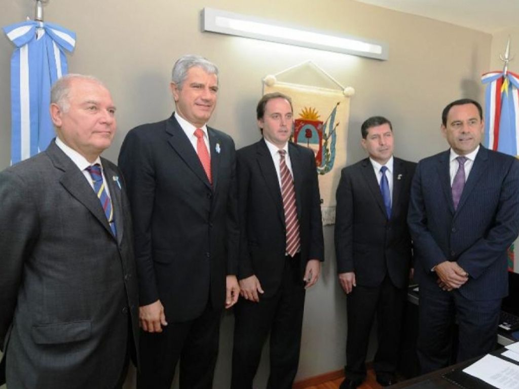 Parlamento del NOA