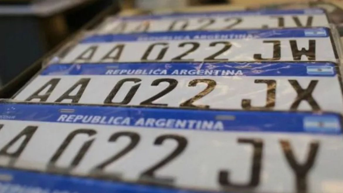 Las patentes de los autos que estaban en trámite ya se pueden retirar