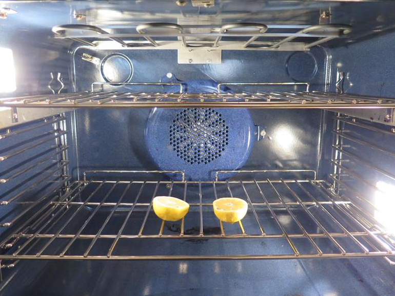 Tres métodos infalibles para limpiar el horno