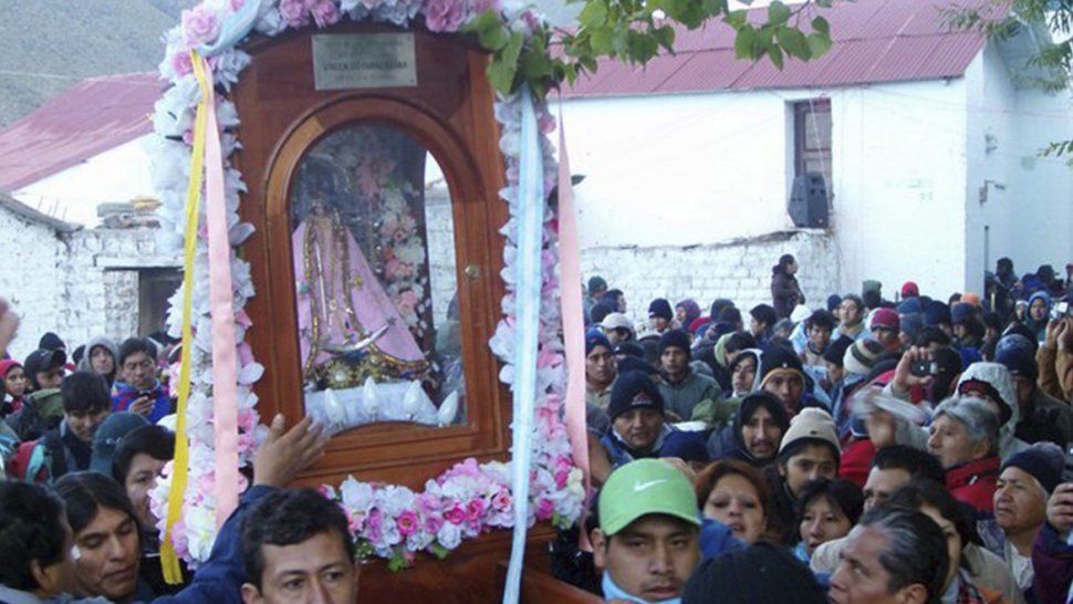 la mamita del cerro llegara al pueblo de tumbaya despues de las 20