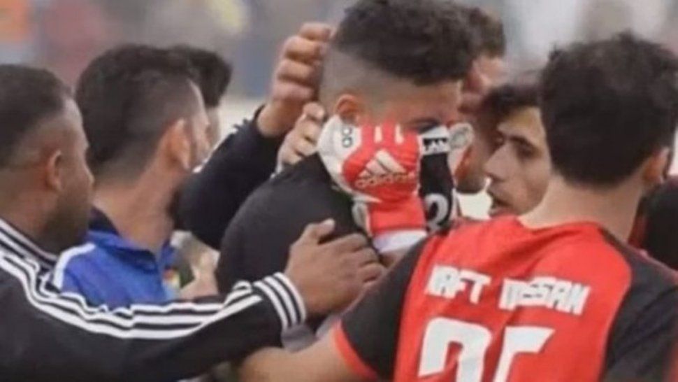 Se le murió su hija recién nacida antes del partido, no dijo nada y salió a jugar