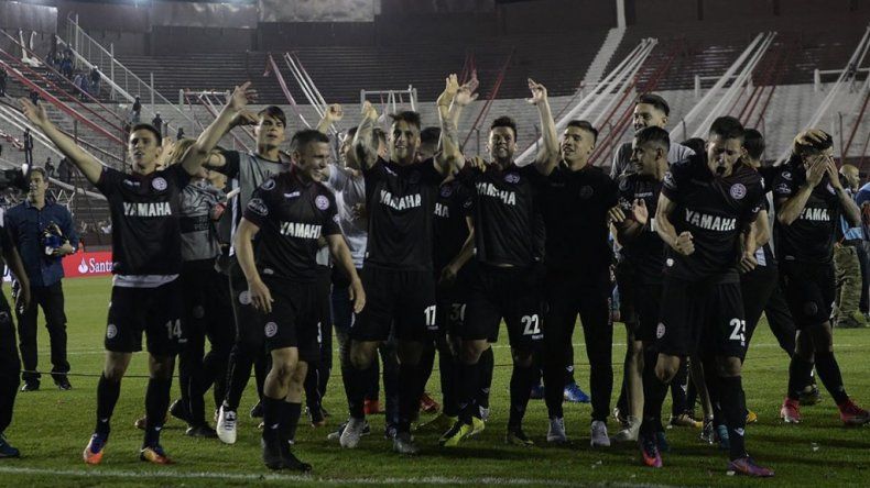 Lanus sigue de festejo y ya piensa en la final