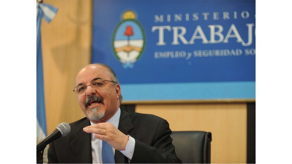Carlos Tomada