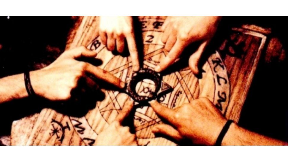 En riesgo por el Ouija