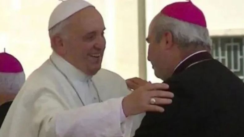 Monseñor César Daniel Fernández junto al Papa Francisco Monseñor César Daniel Fernández junto al Papa Francisco