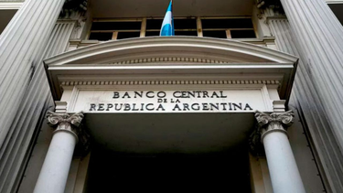 El Banco Central bajó las tasas de interés y el mercado mira la próxima licitación del Tesoro
