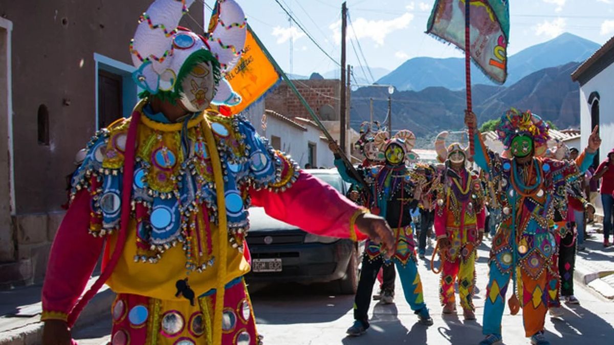 Carnaval: comparsas de Tilcara harán un simulacro en capital
